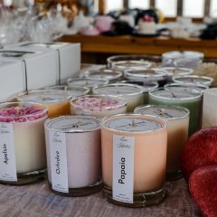 Kihnu ostas tirgus - vietējais ēdiens un rokdarbi