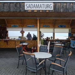 Kihnu ostas tirgus - vietējais ēdiens un rokdarbi