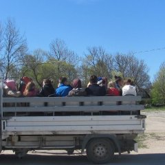 Puhka Kihnus tarjoaa: opastettu kuorma-autokierros Kihnun saarella
