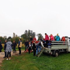 Puhka Kihnus tarjoaa: opastettu kuorma-autokierros Kihnun saarella